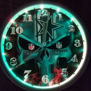 Dallas cowboys led skull head clock